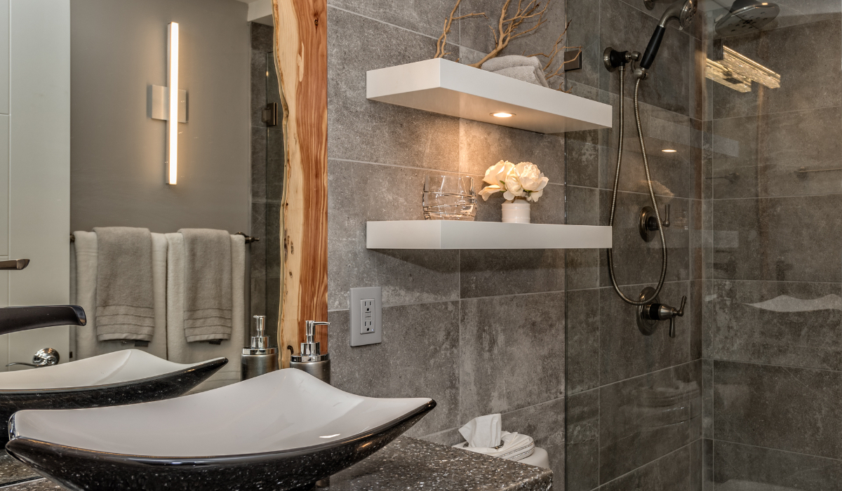 Kelowna interior design and renovations Condo Bathroom 